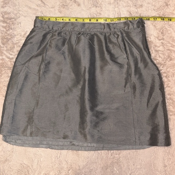 LOFT skirt in size 10 - Picture 9 of 10